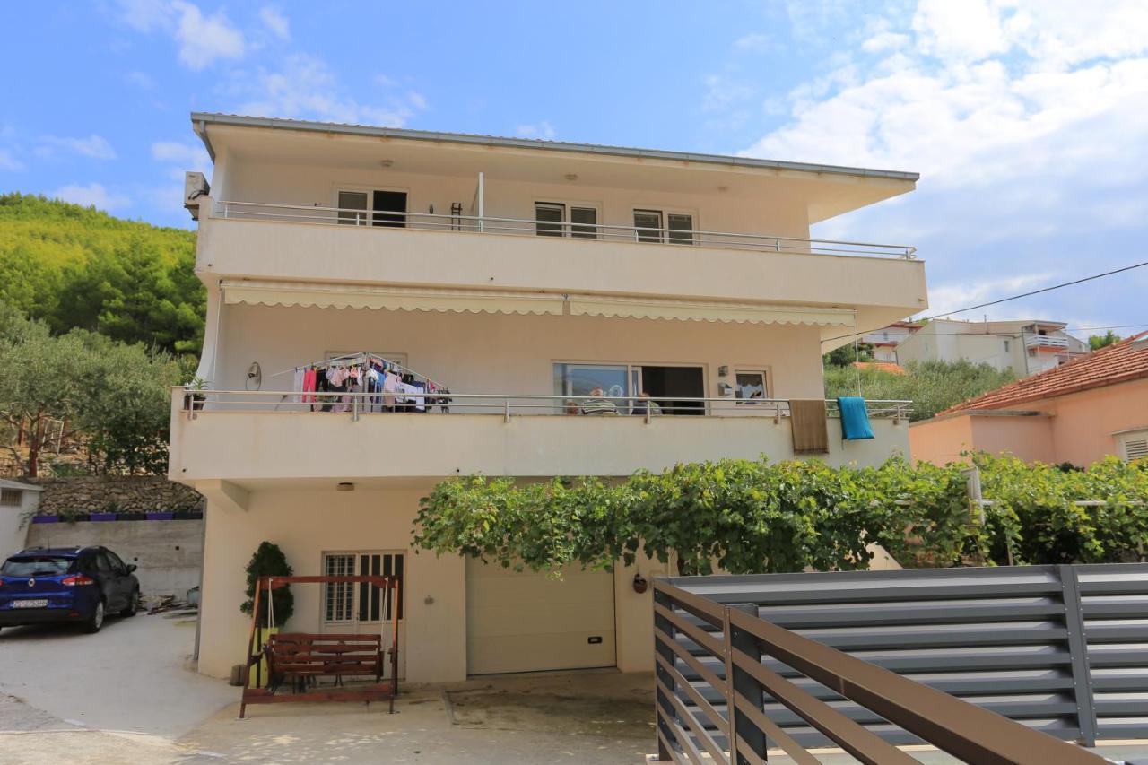 Apartments With A Parking Space Sumpetar, Omis - 11798 Jesenice  Εξωτερικό φωτογραφία
