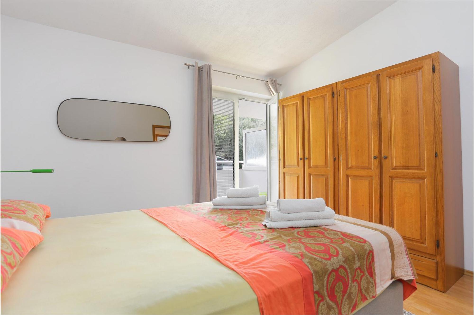 Apartments With A Parking Space Sumpetar, Omis - 11798 Jesenice  Δωμάτιο φωτογραφία